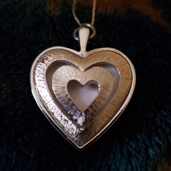 Necklace - Picture 2 of 4